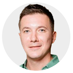 Антон Михайлов